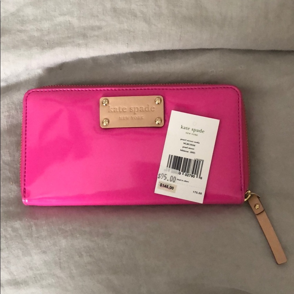 Kate Spade wallet purse.